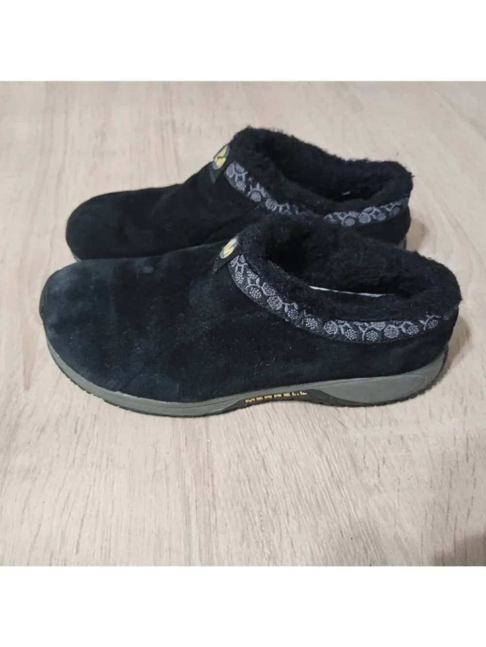 Merrell size youth
